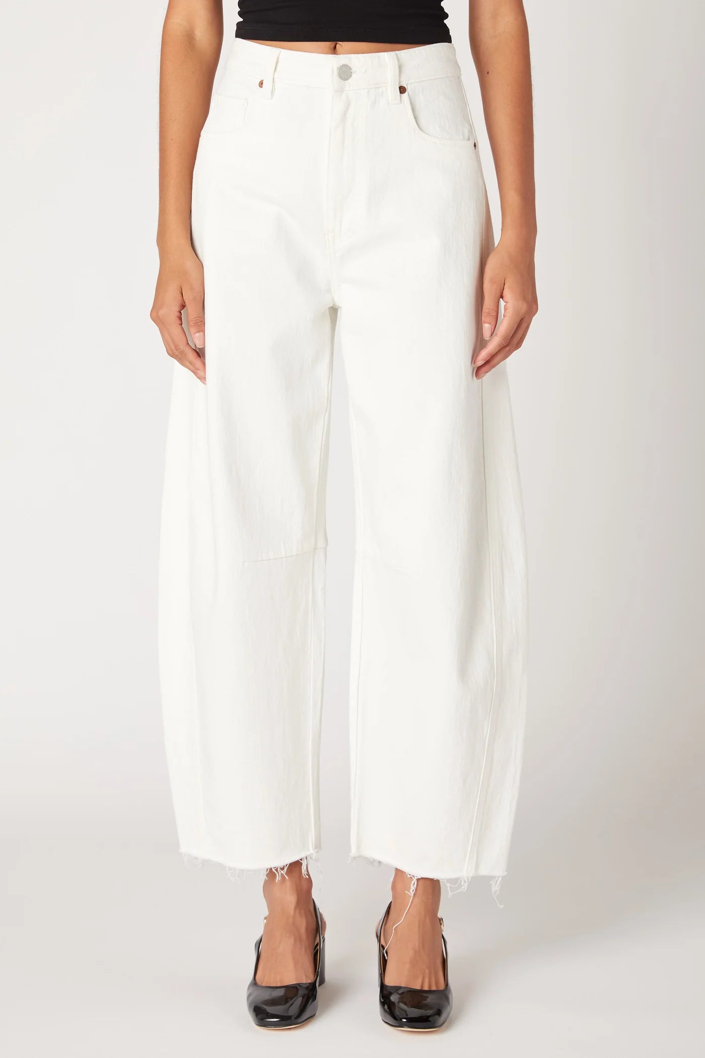 Avery Barrel Jean