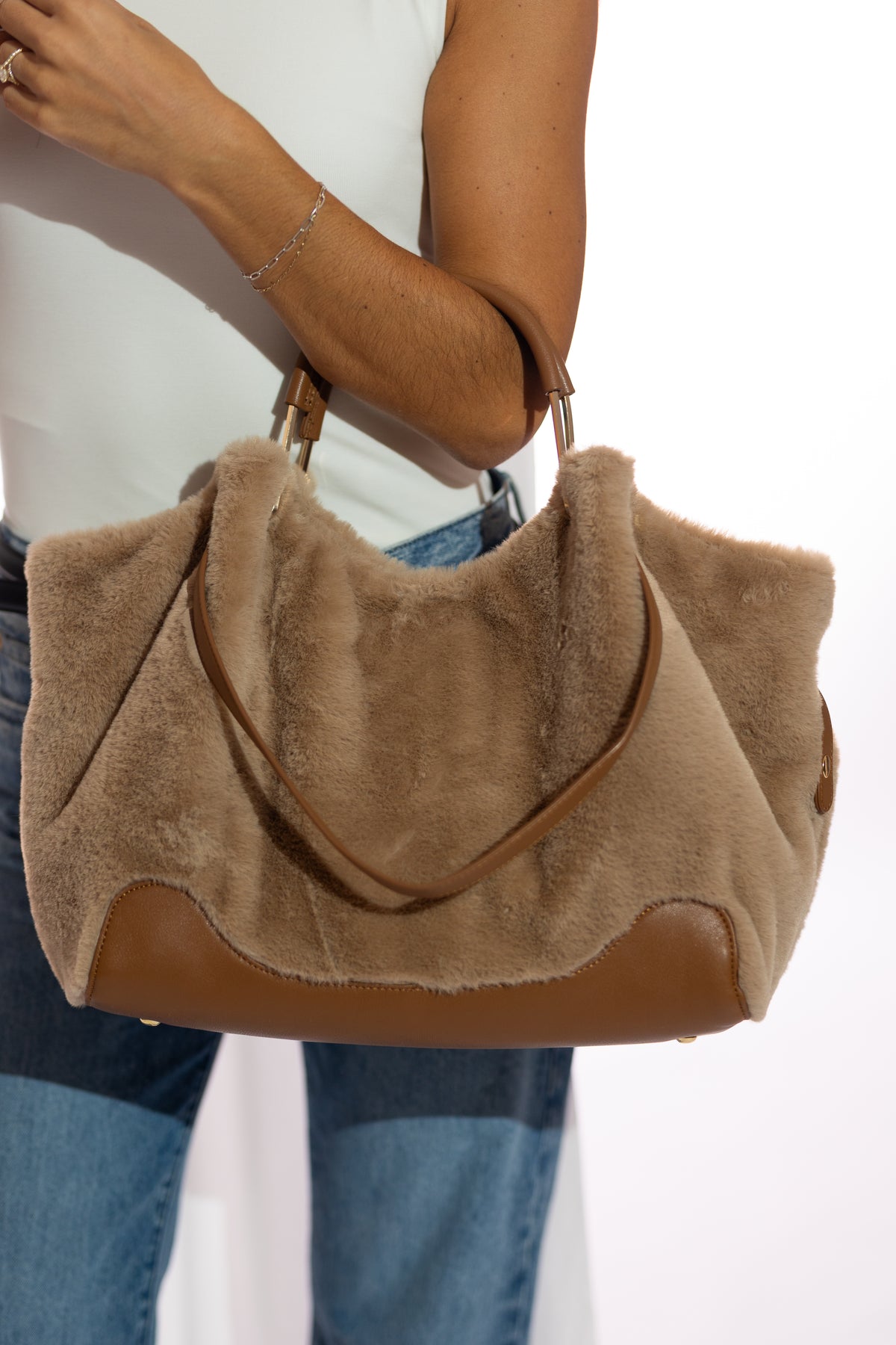 Dolce Vita Nomad Sherpa Bag